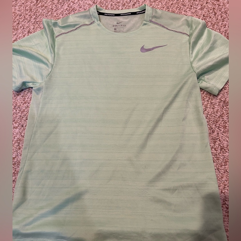 Nike running t-shirt